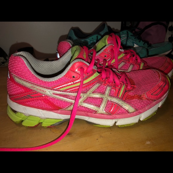 Athletic Shoes - Picture 2 of 5